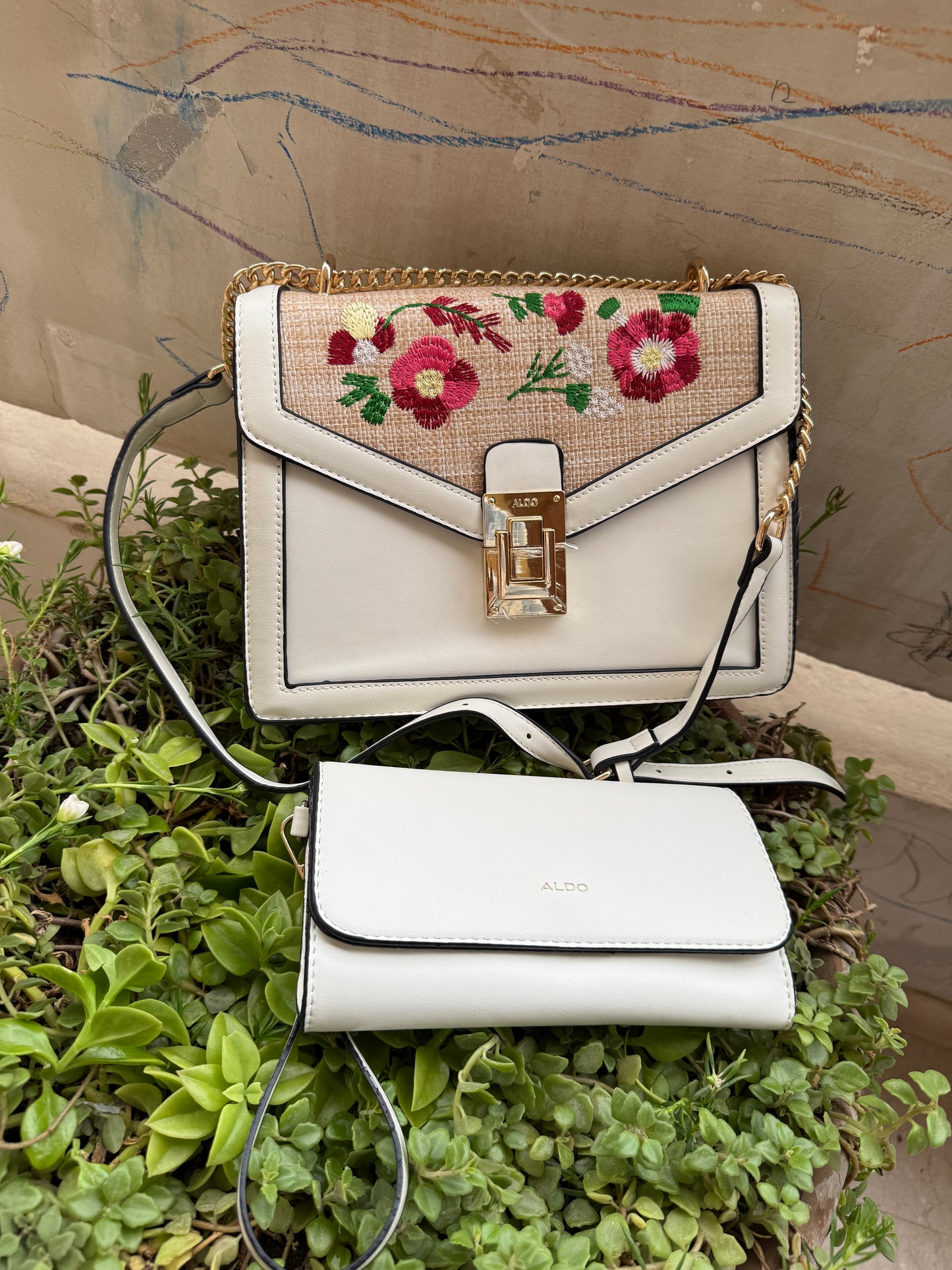ALDO FLORAL Crossbody- With Pouch!