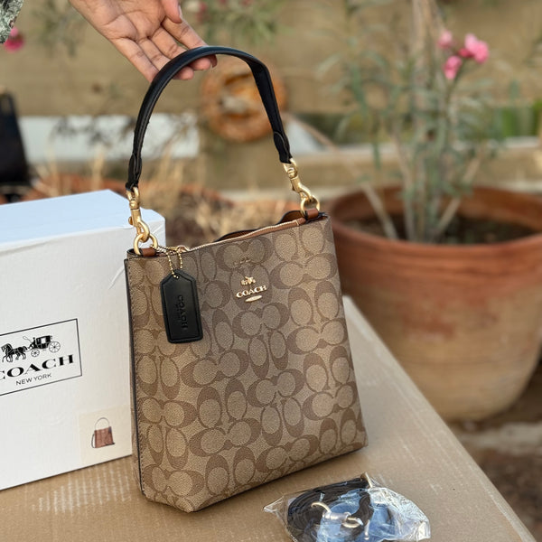 Coach Mollie 22 Bucket Bag Master Plus Series With box