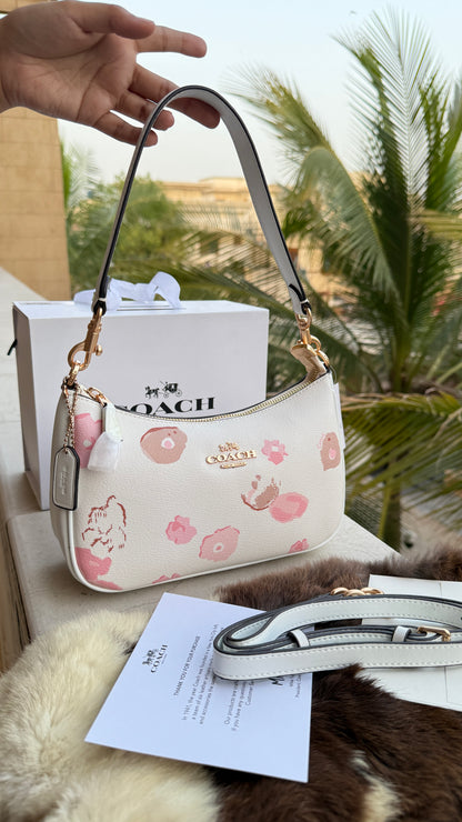 Coach Teri Hobo Japanese Floral Print-Master Plus Series-folding box packaging.