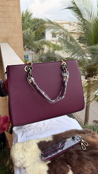 Michael Kors Tote-Master Plus series.