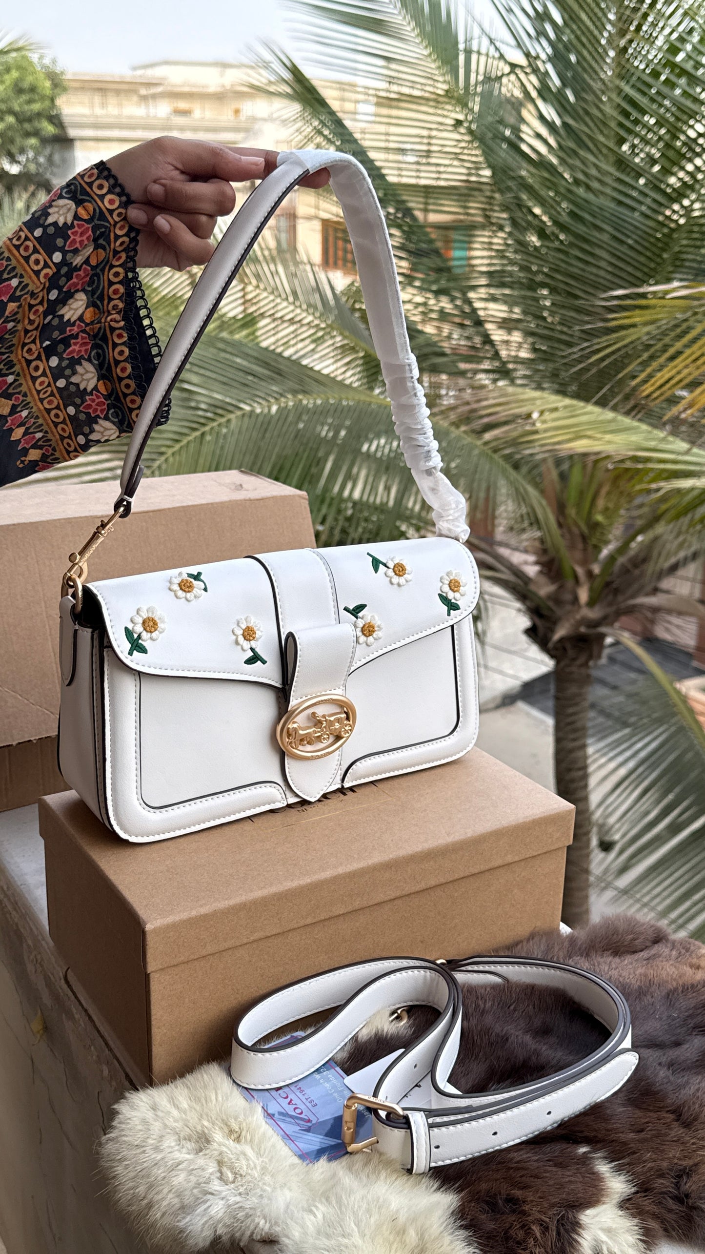 Coach Georgie Shoulder Bag-Double Folding Box-Master Plus Series