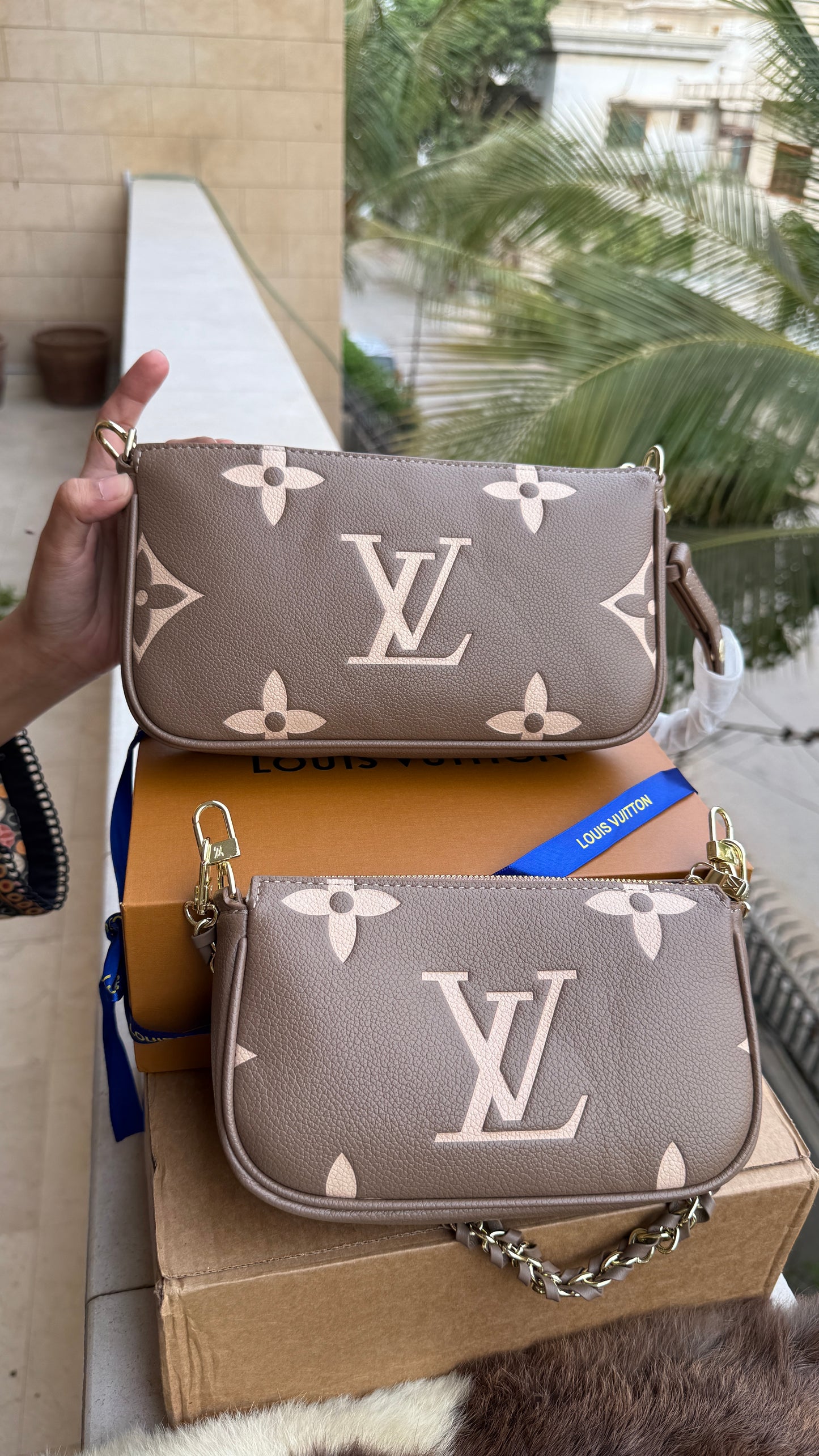 Louis Vuitton Multi Pochette Accessoires bag-Double Folding box-Master Series