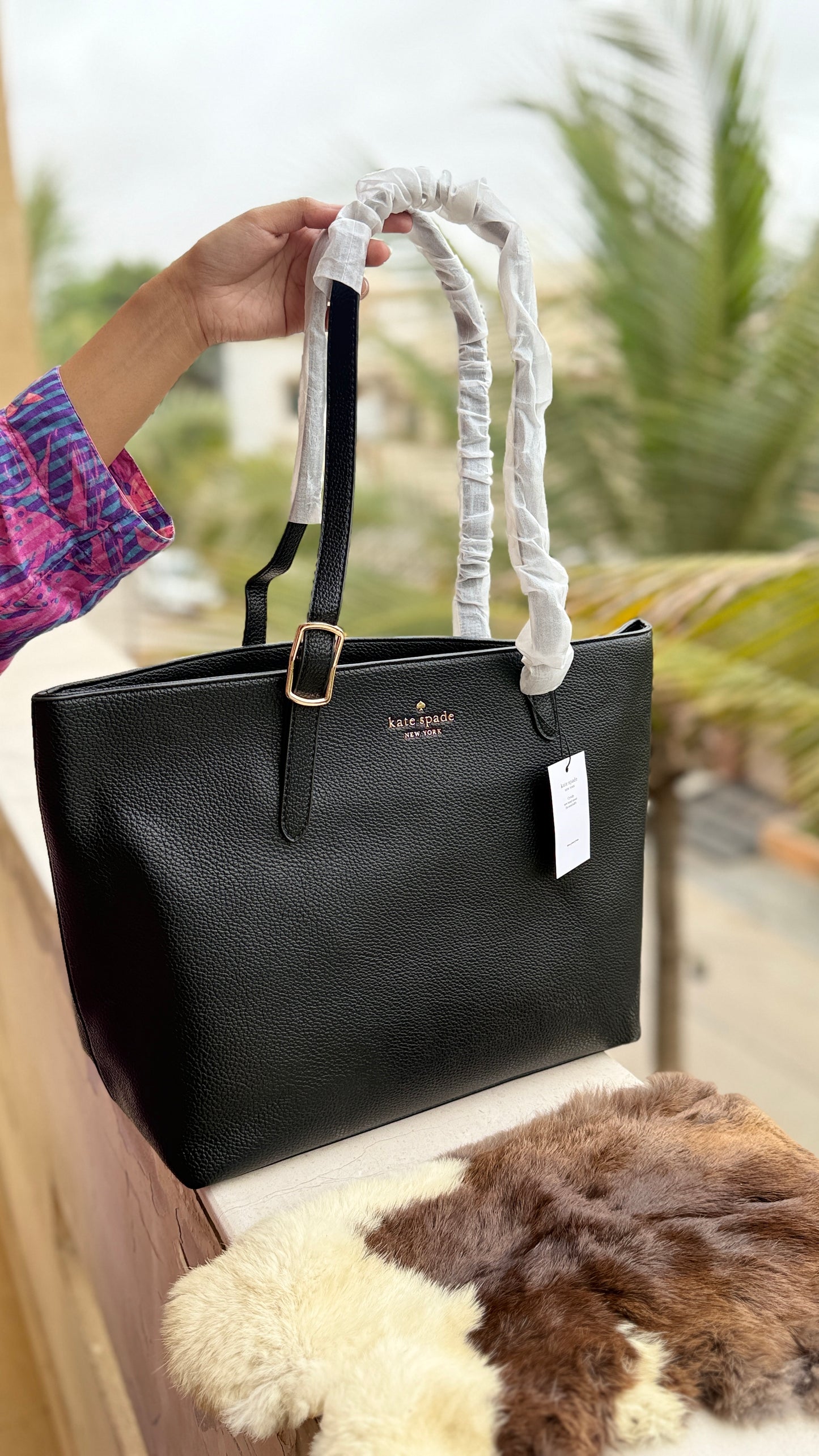 Kate Spade New York 454 Large Pebbled Leather Tote-Master Series