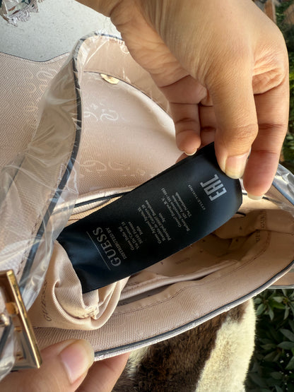 G U E S S ADI Flap Shoulder Bag AAA