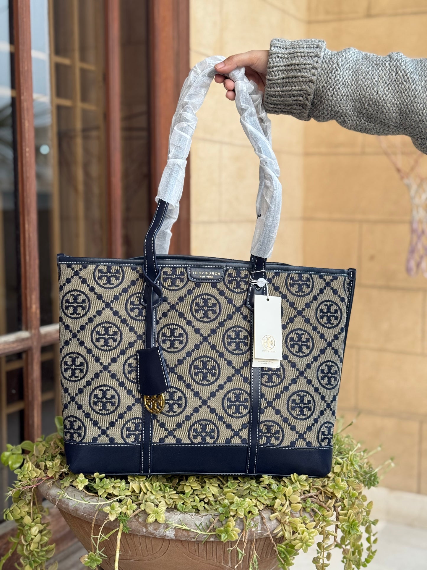 .Tory Burch Perry Monogram tote Navy Blue