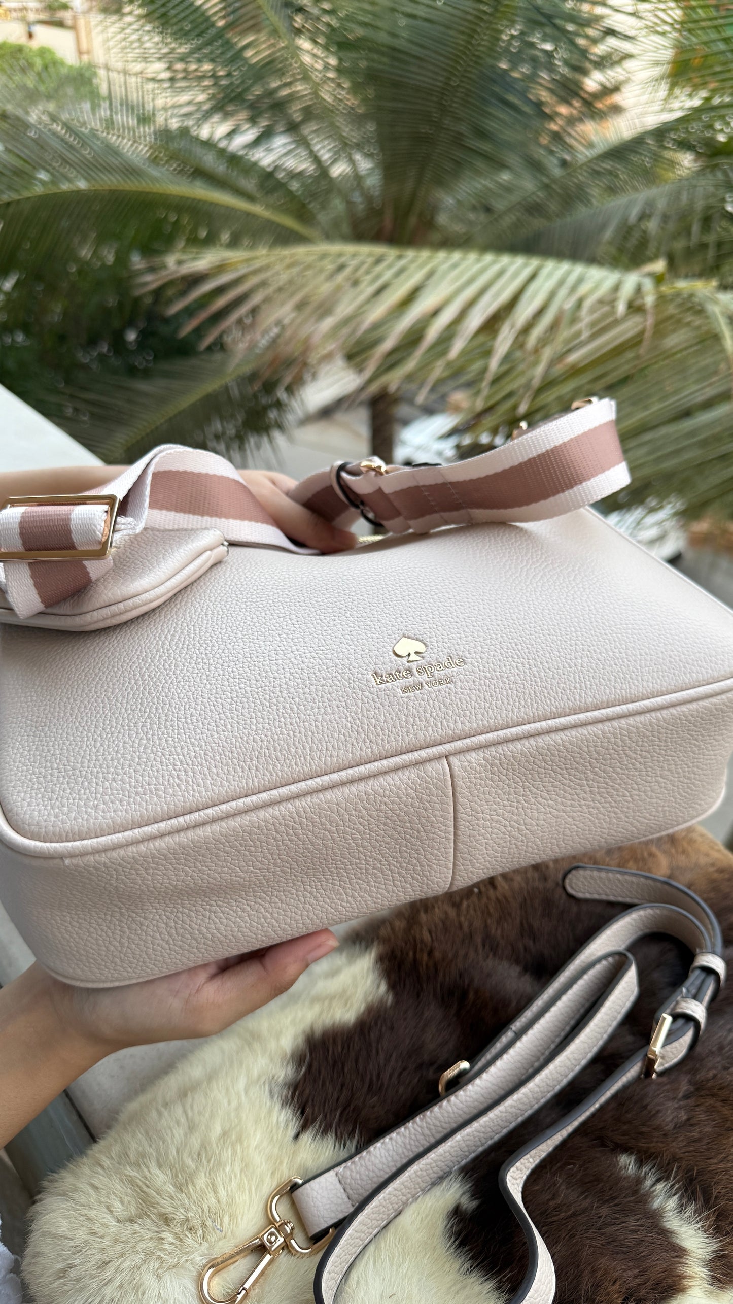 Kate Spade Emma Large Crossbody bag With mini pouch-Master Plus series Nude/Skin