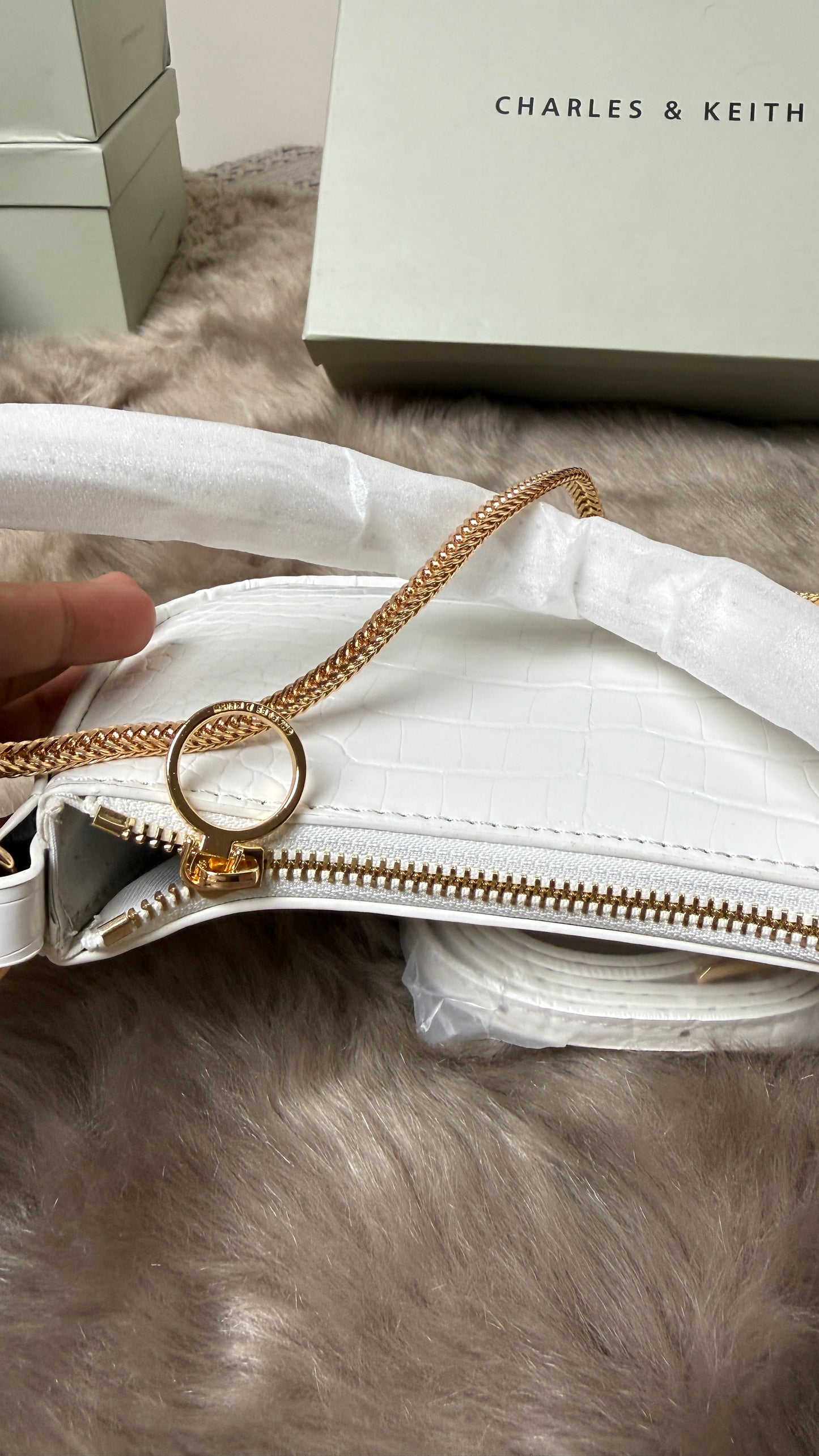 Charles & Keith Elspeth Croc-Effect Chain-Link Shoulder Bag