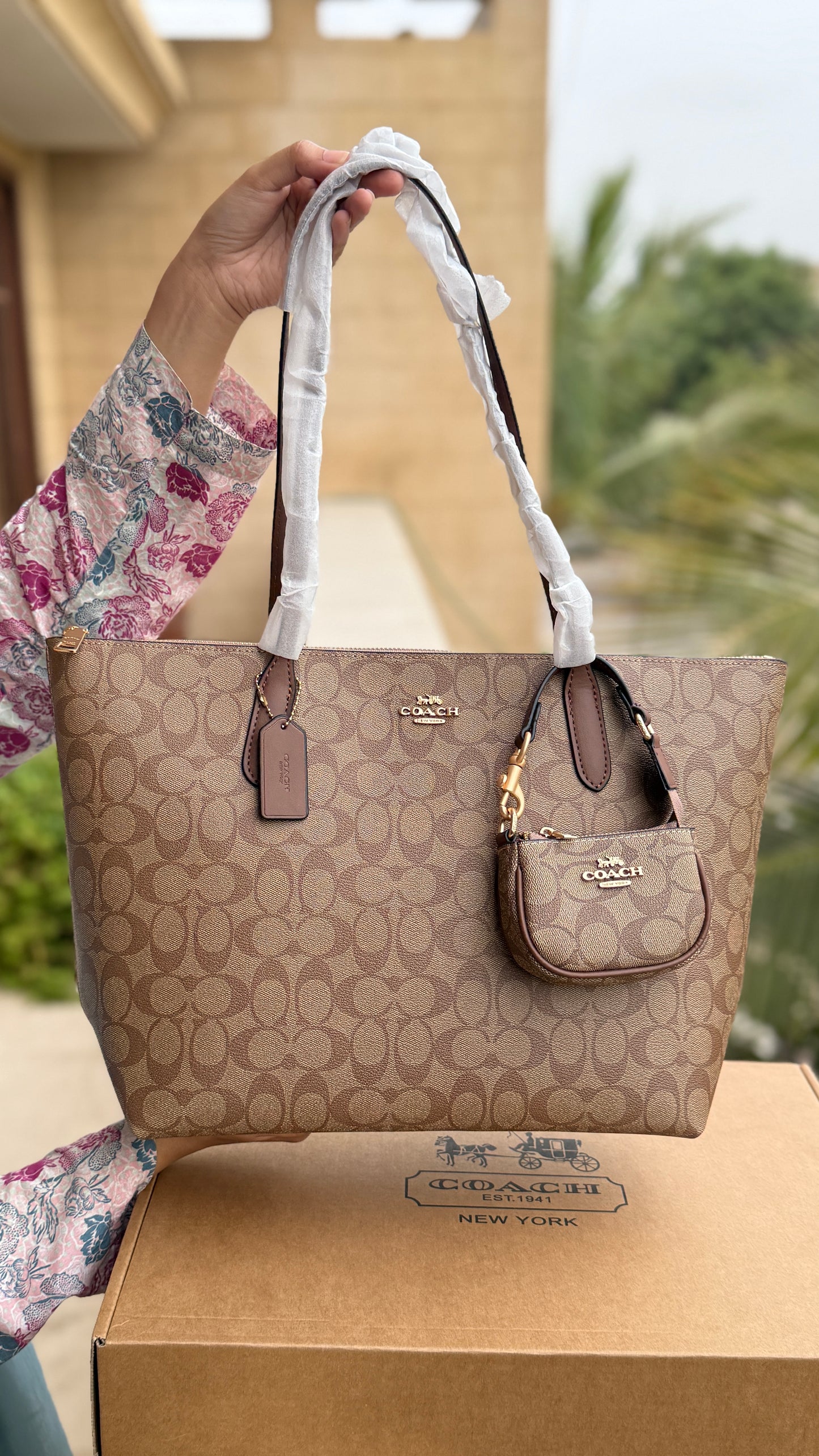 Coach Tote-With Coin Bag-Master Plus Series-With Box
