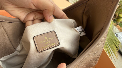 Louis Vuitton The Drop PM-Master Plus Series-Double box Folding