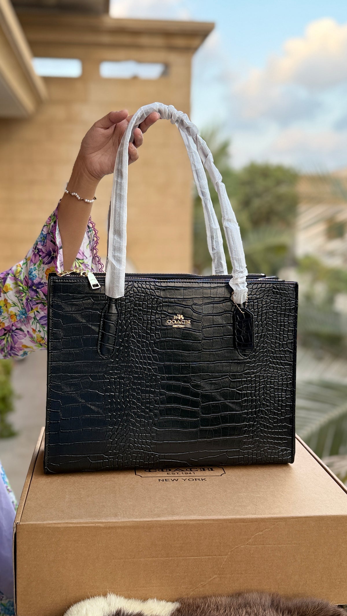 Coach Nina tote Folding Box Packing Master Plus series.