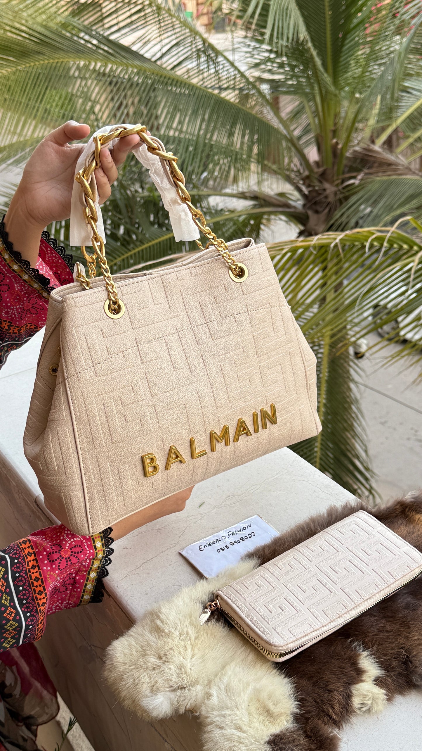 BALMAIN medium Tote With Balmain clutch.