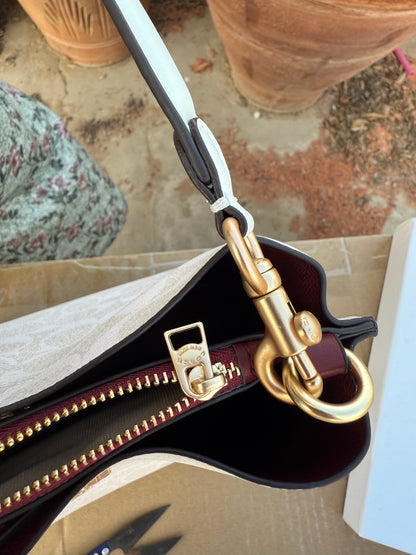 Coach Mollie 22 Bucket Bag Master Plus Series With box