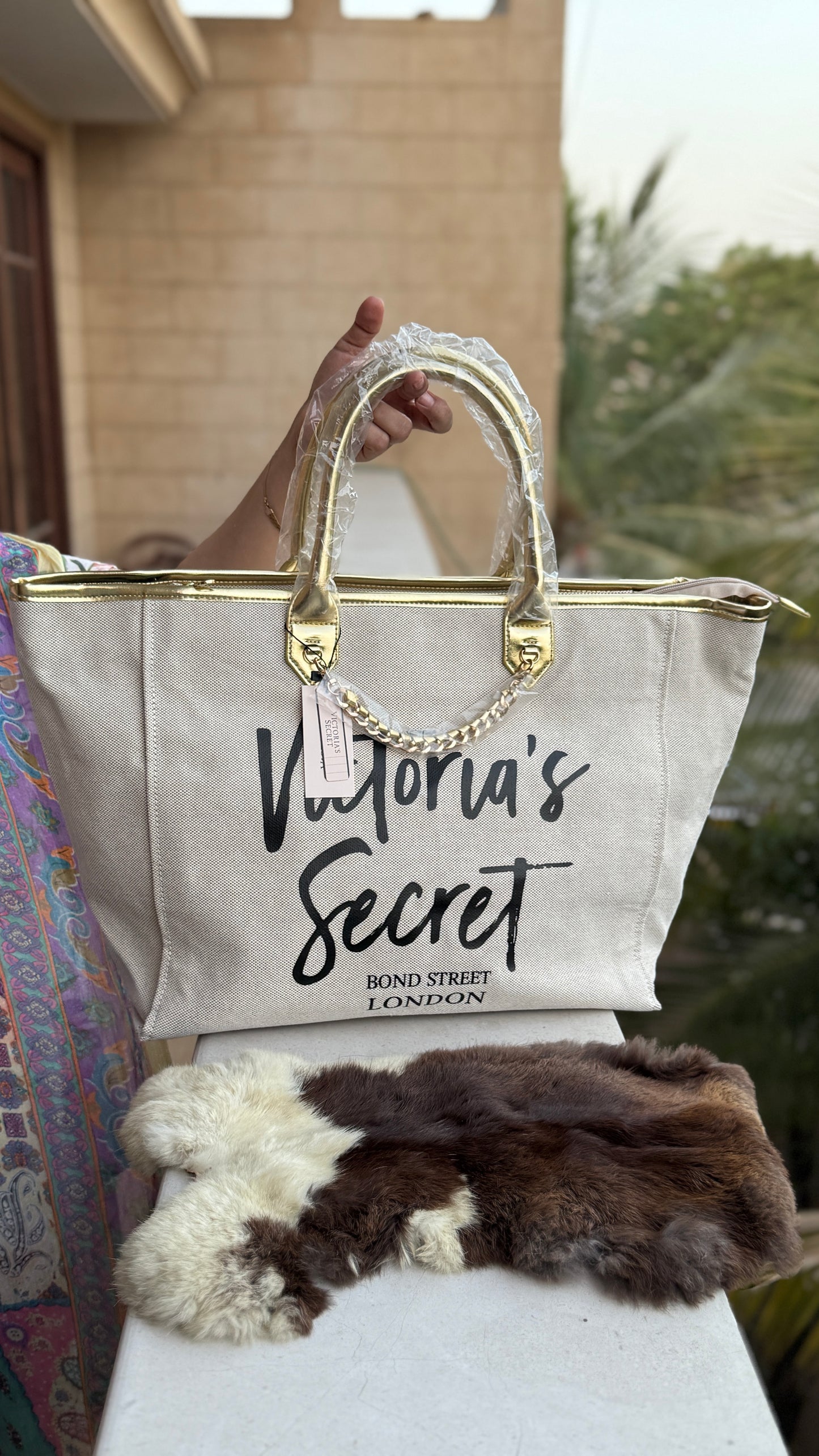 Victoria’s Secret Tote-Xtra Large Perfect Mom’s & Travelling.