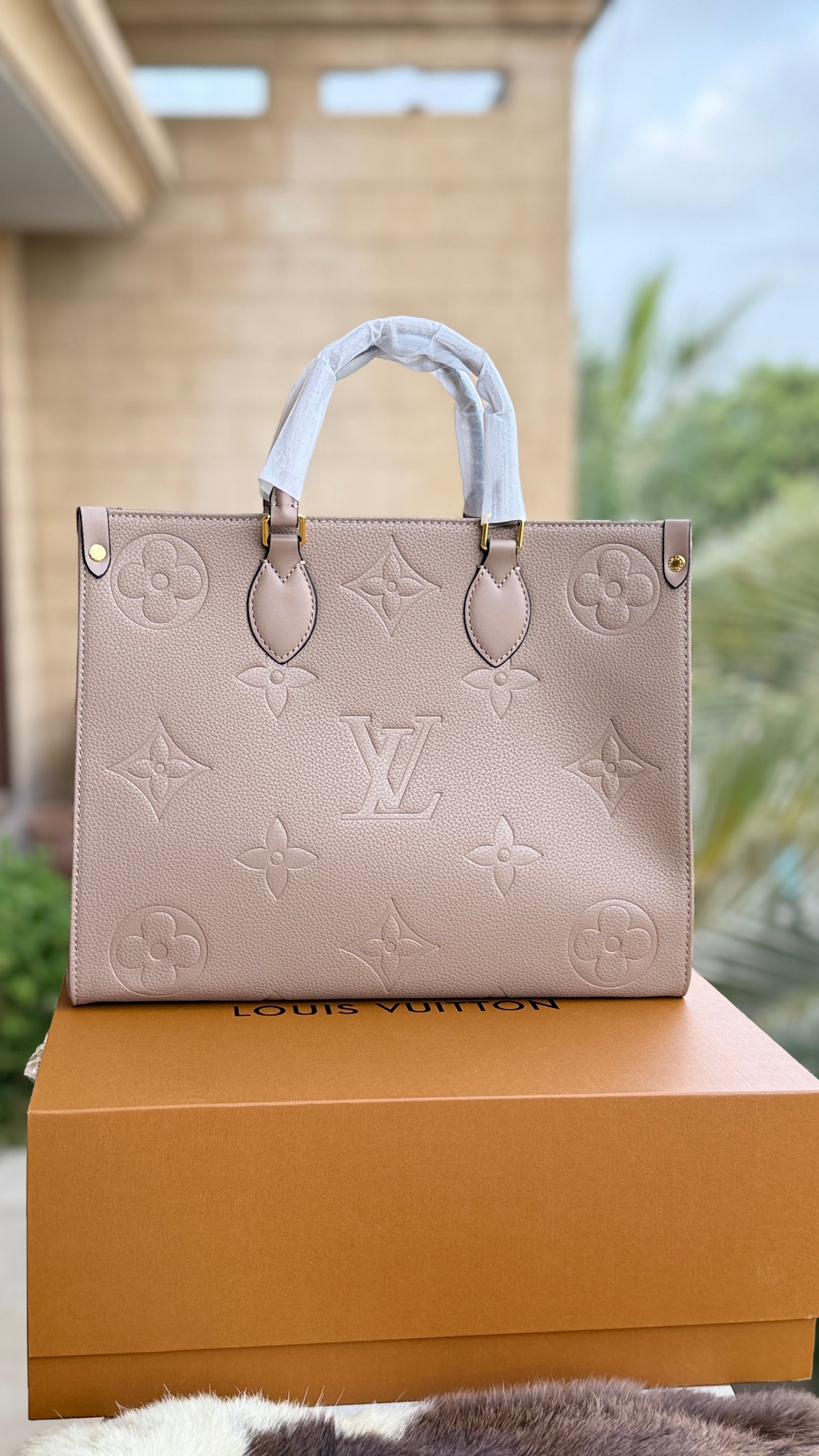 Louis Vuitton On The Go Tote With Double Box-Master Plus Series