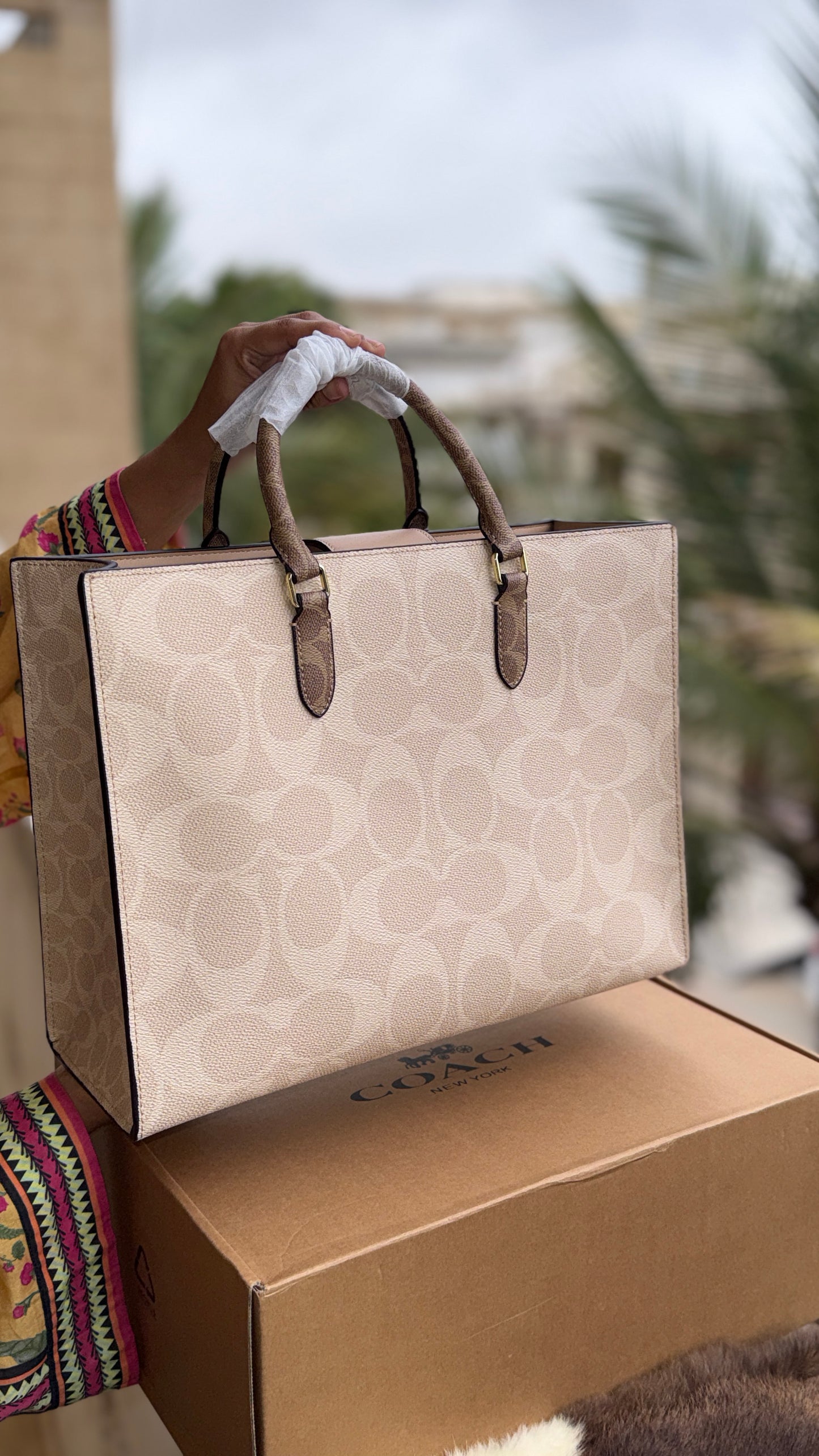 Coach Maggie Tote Bag-Master Series-With Box