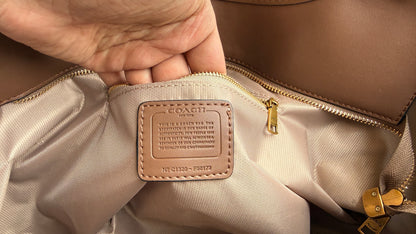 Coach Outlet Meadow Shoulder Bag-Folding Box-Master Series