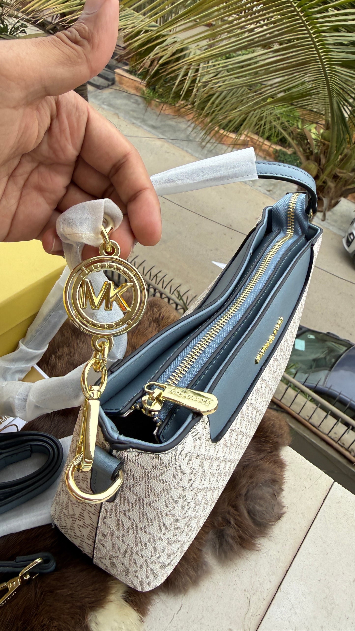 Michael Kors Crossbody/Shoulder Bag Master Series with box