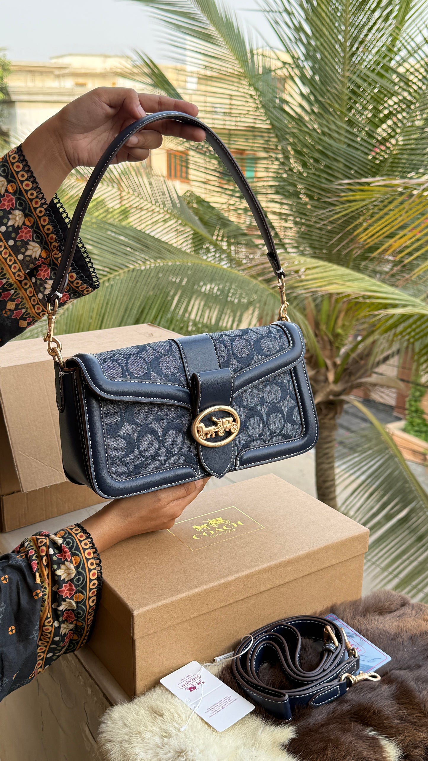 Coach Georgie Shoulder Bag-Double Folding Box-Master Plus Series
