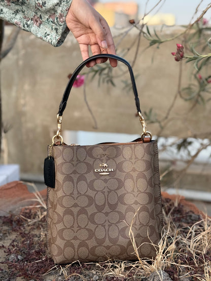 Coach Mollie 22 Bucket Bag Master Plus Series With box