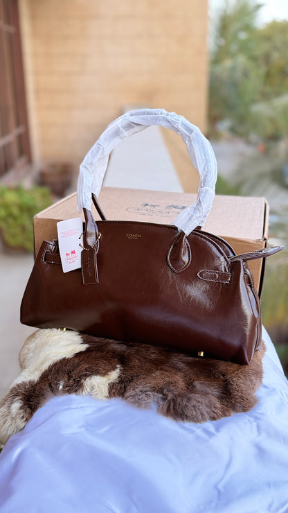 Coach Empire Carryall 34.
Master Plus series With Folding box.