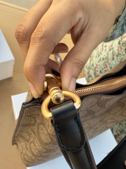 Coach Mollie 22 Bucket Bag Master Plus Series With box