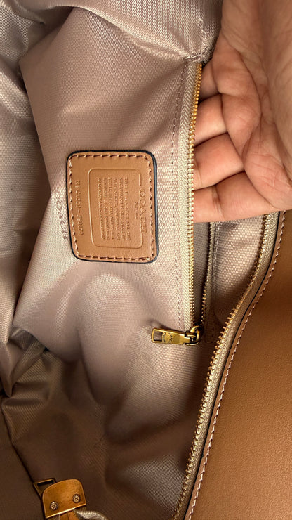 Coach Outlet Meadow Shoulder Bag-Folding Box-Master Series