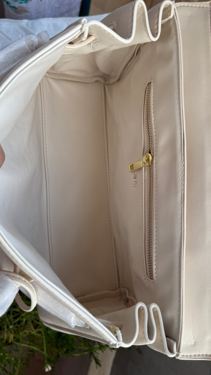 JW PEI Yara Shoulder bag Master Plus Series.