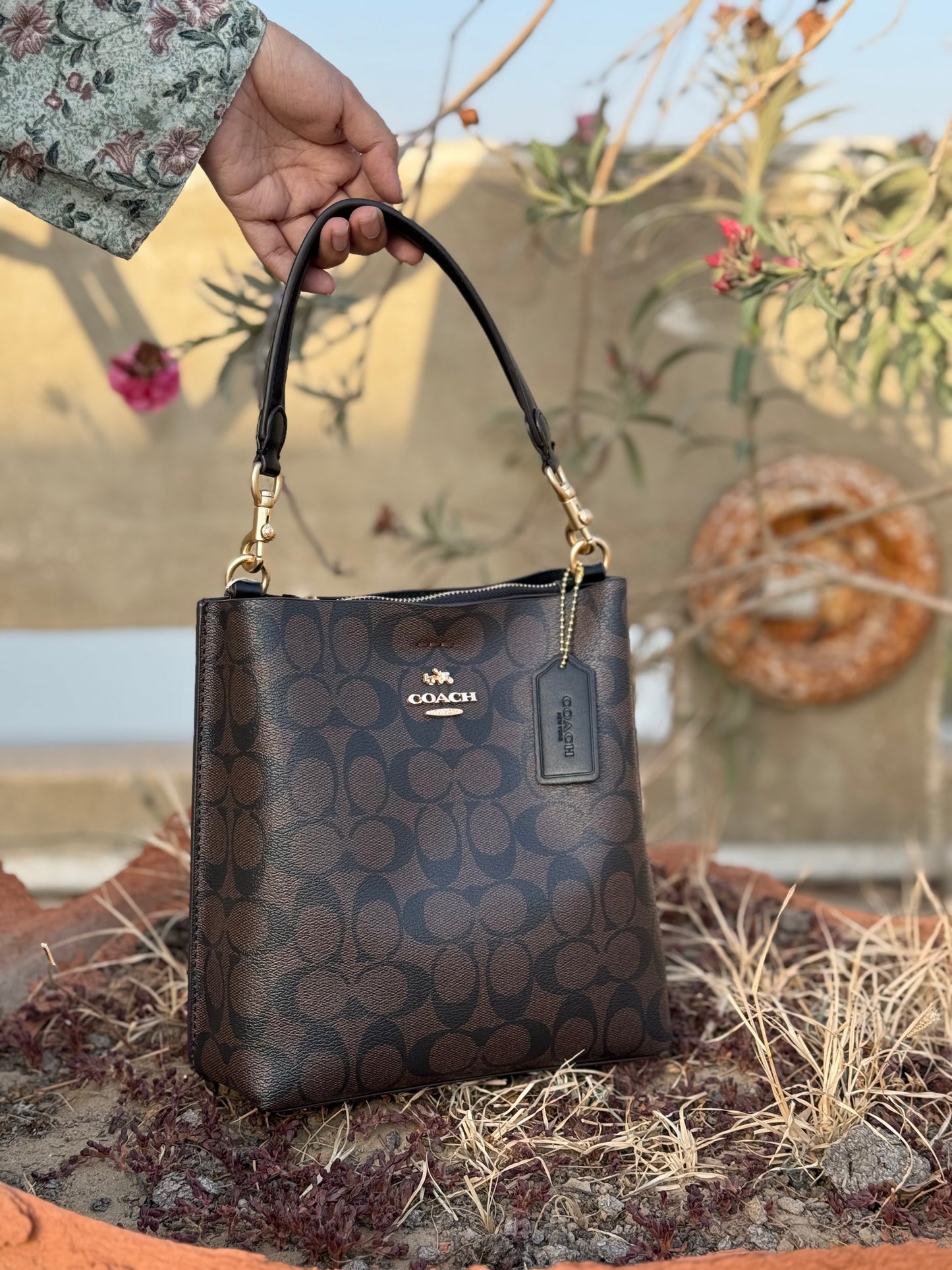 Coach Mollie 22 Bucket Bag Master Plus Series With box