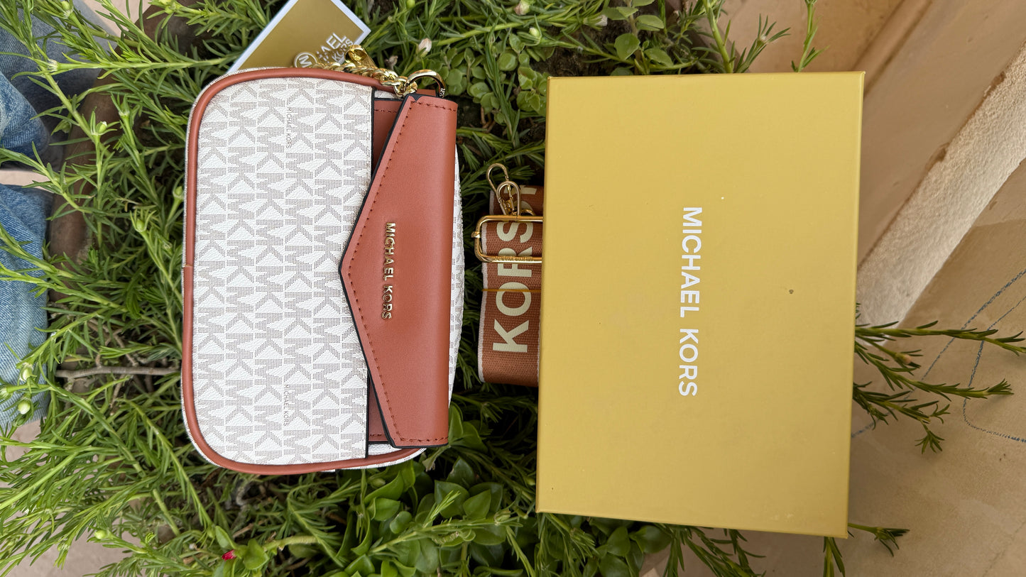 Michael Kors Crossbody With Detachable Wallet.