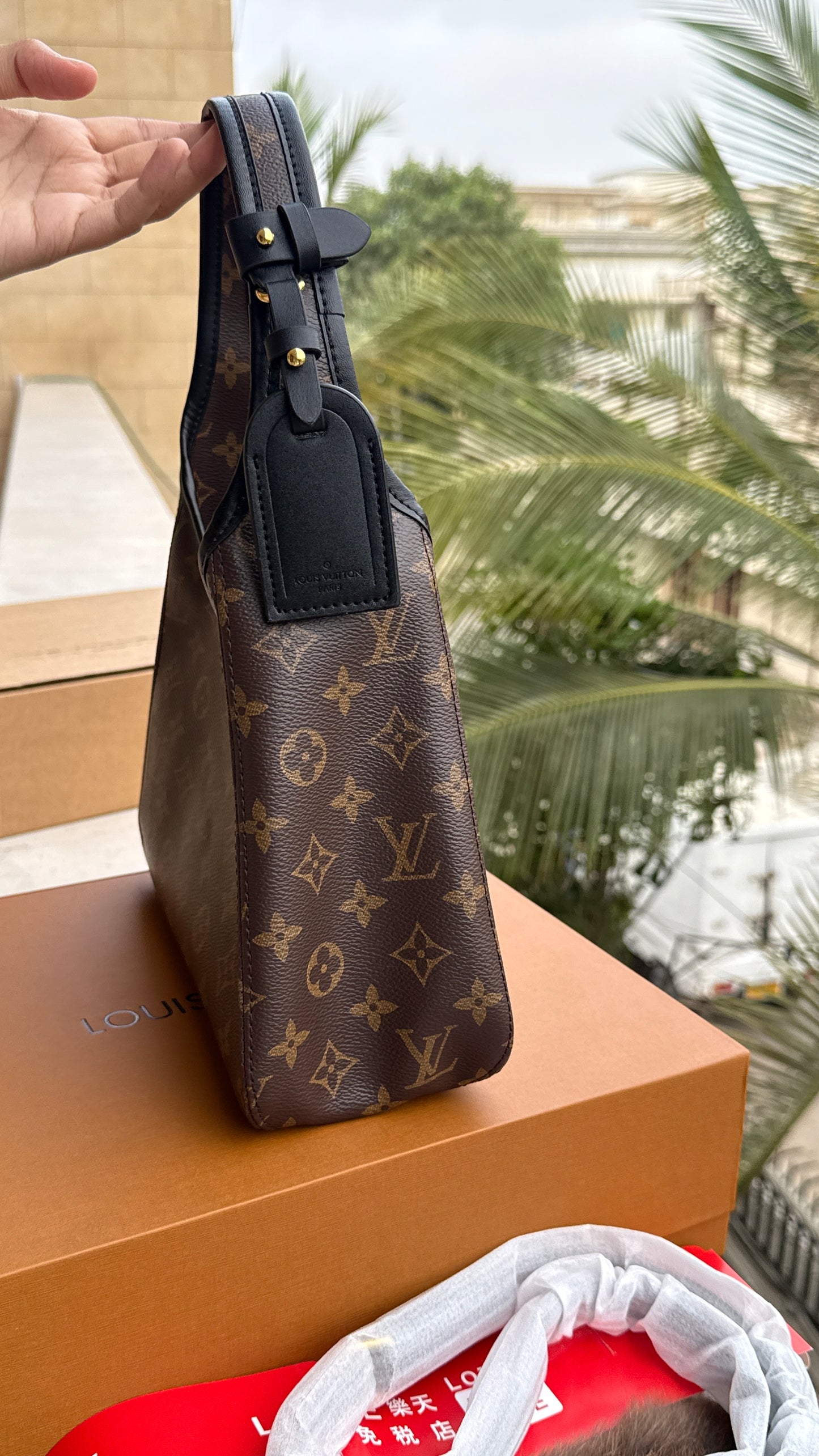 Louis Vuitton The Drop PM-Master Plus Series-Double box Folding