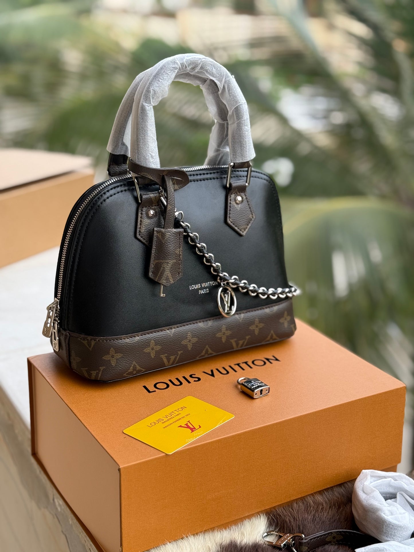 Louis Vuitton Top handle-Master Series