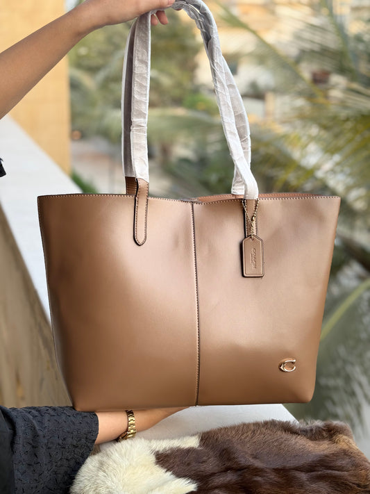 Coach North Tote Bag 32-Master Series