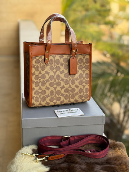 Coach Field tote 22 With Box Packaging ( Master Series ) at Promotional Price