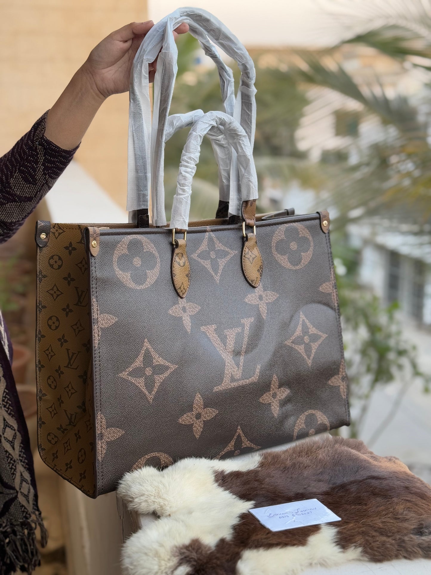 Louis Vuitton on the go Standard Basic Quality.