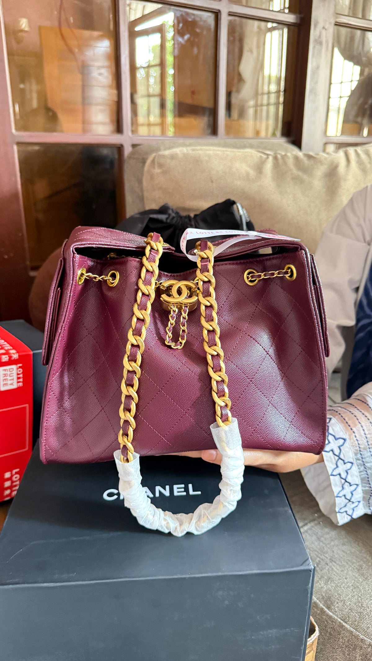 Chanel 25 small quilted hobo bag-AAA Series-Folding box Packaging.