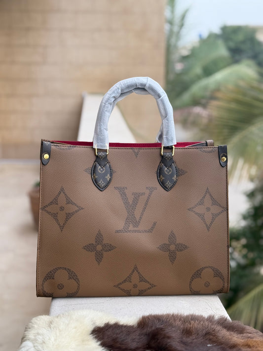 Louis Vuitton On the go MM ( Dual Color ) Master Series.