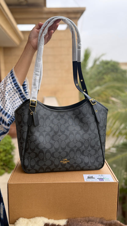 Coach Outlet Meadow Shoulder Bag-Folding Box-Master Series
