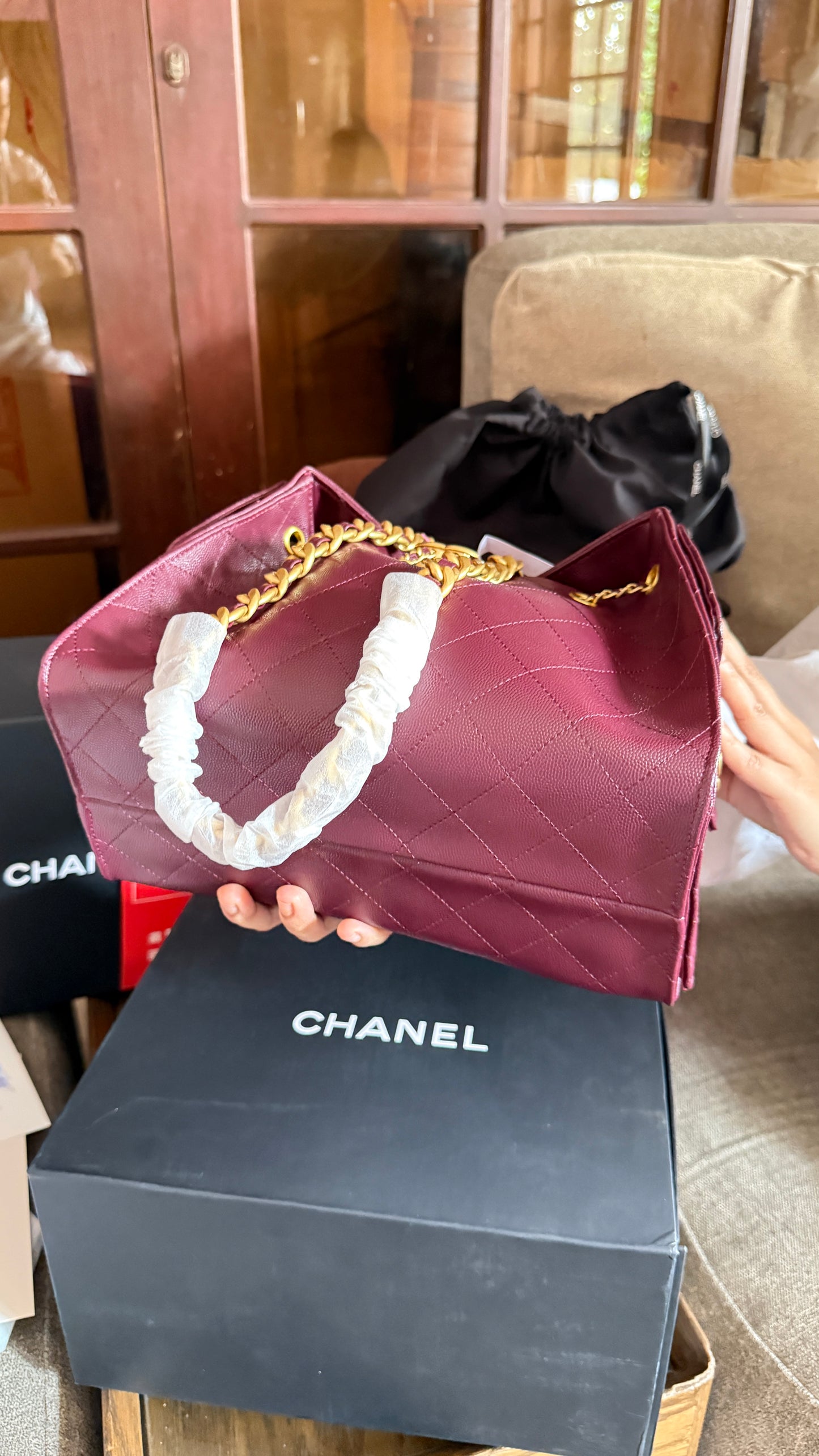 Chanel 25 small quilted hobo bag-AAA Series-Folding box Packaging.
