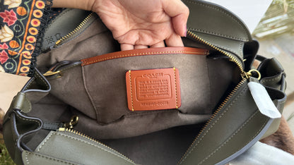 Coach Empire 34 AAA Series-Paper Bag & Folding box