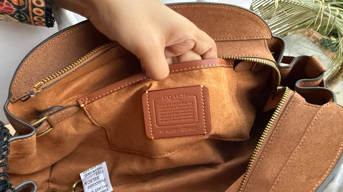 Coach Empire 34 AAA Series-Paper Bag & Folding box
