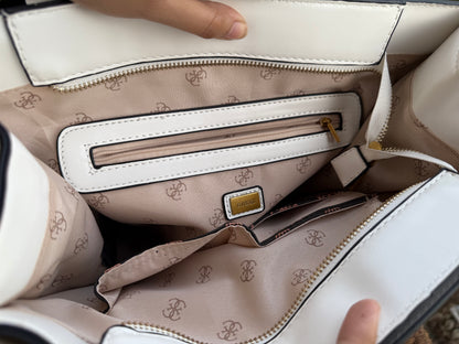 Guess Abey Tote Bag-Master Quality