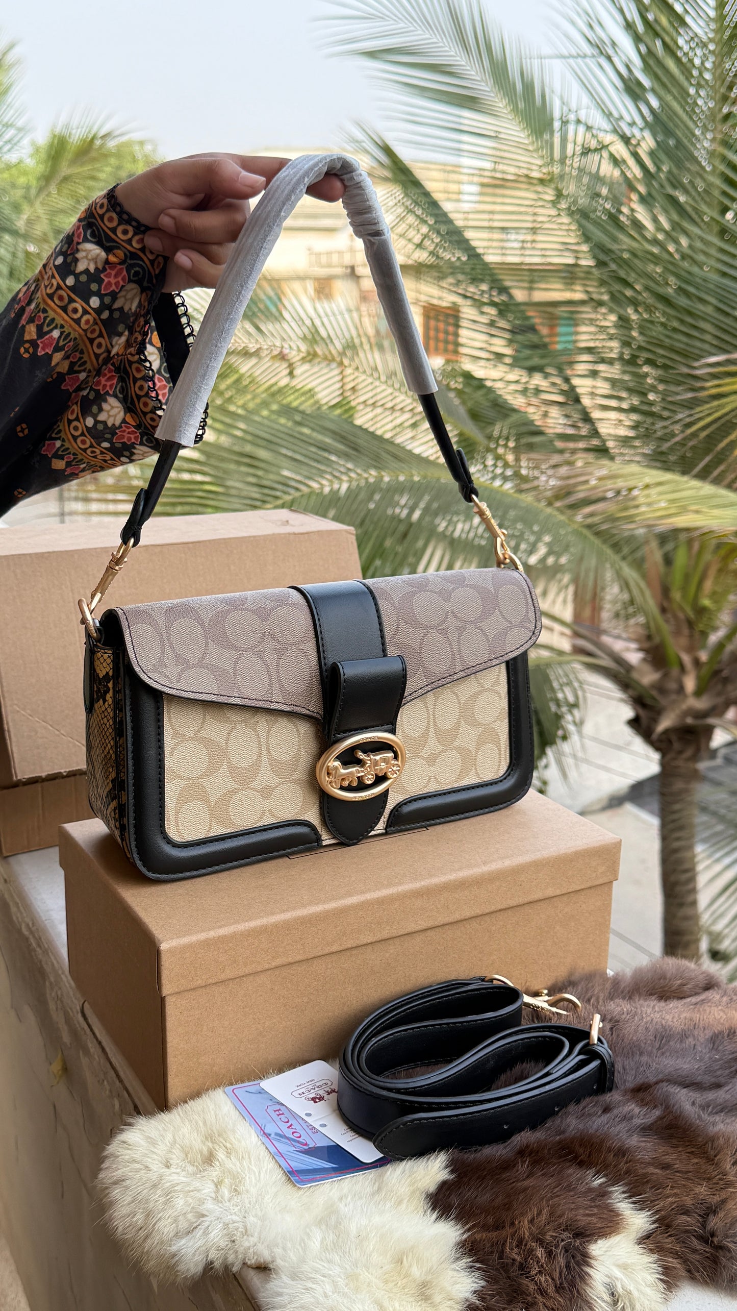Coach Georgie Shoulder Bag-Double Folding Box-Master Plus Series