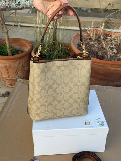 Coach Mollie 22 Bucket Bag Master Plus Series With box