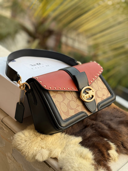 Coach Georgie Shoulder Bag
In Signature Canvas With Rivets-Same as original-Master Plus Series