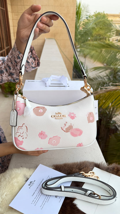 Coach Teri Hobo Japanese Floral Print-Master Plus Series-folding box packaging.