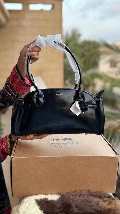 Coach Empire Carryall 34.
Master Plus series With Folding box.