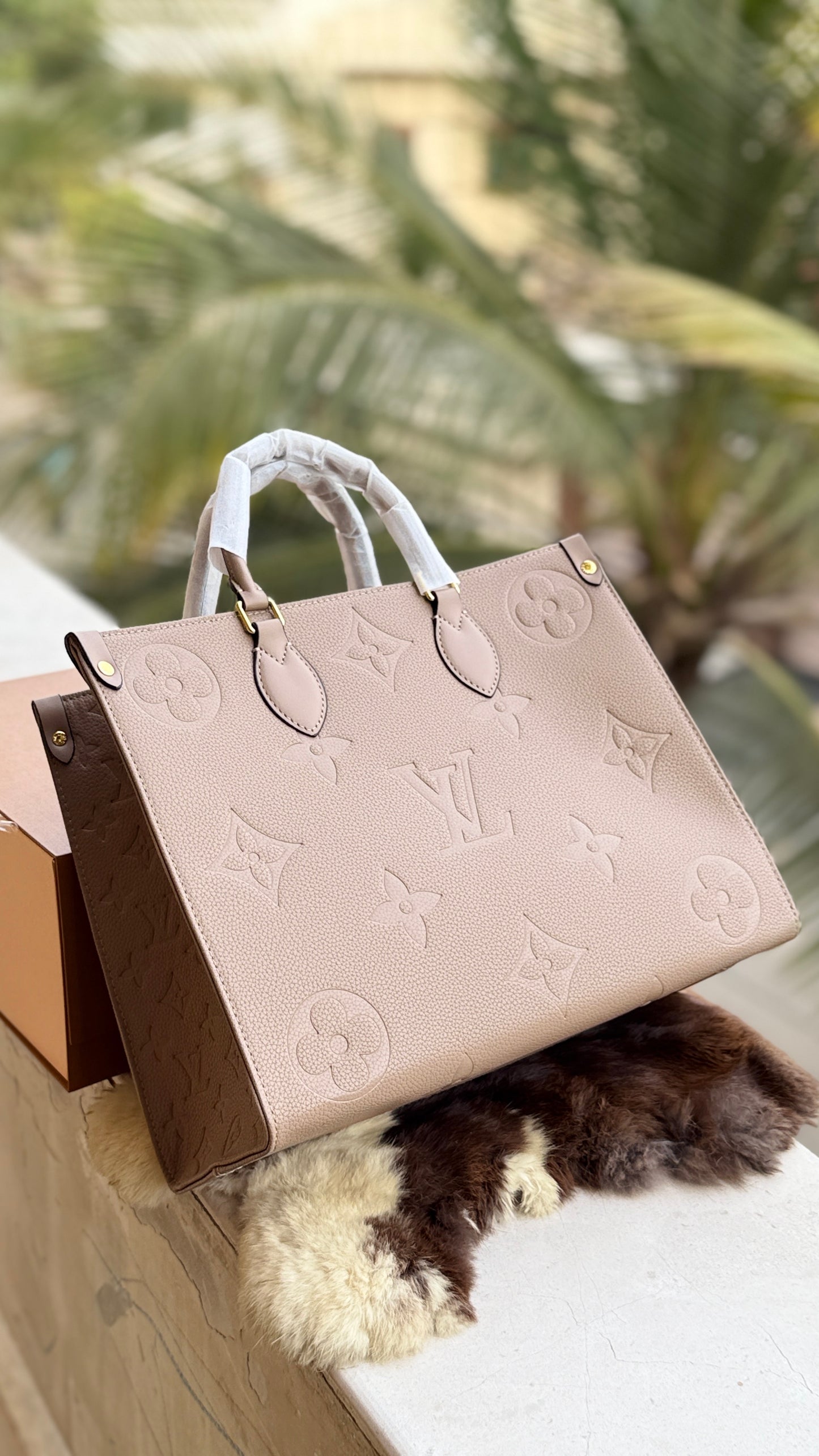 Louis Vuitton On The Go Tote With Double Box-Master Plus Series