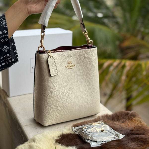 Coach Mollie 22 Bucket Bag-Master Plus Series With box.