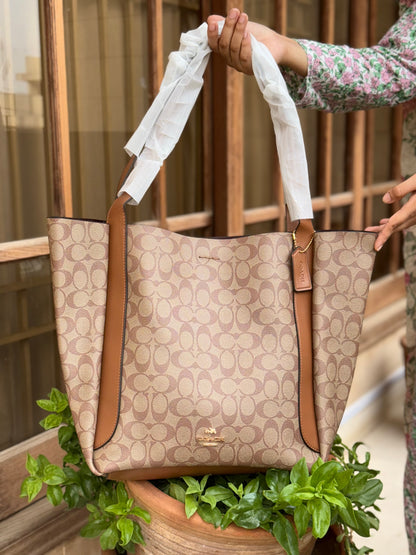 Coach Hadley Tote Master Series.