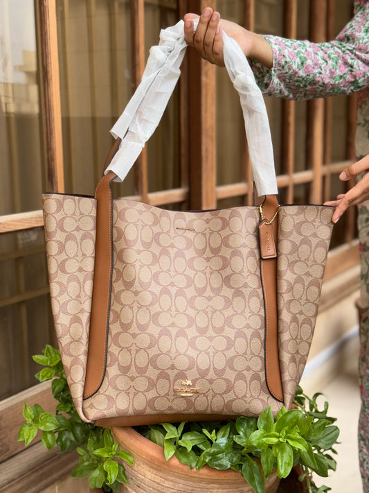 Coach Hadley Tote Master Series.